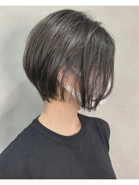シャムオーツー 国分寺(CHAM:O2) 前髪ナシ／前下がりショートボブ/大人女子/20代/30代