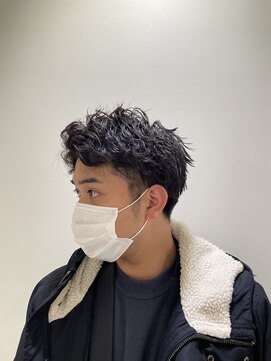 プレミアムバーバー 原宿店(PREMIUM BARBER produce by HIRO GINZA) ツイストスパイラルパーマ×ツーブロック　原宿/渋谷/バーバー