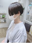 【松戸 岩口】センターパート刈り上げハンサムショート