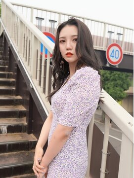 ボアップ(boappu) #韓国ヘア#レイヤーカット#波巻き#ヨシンモリ#ブルーブラック