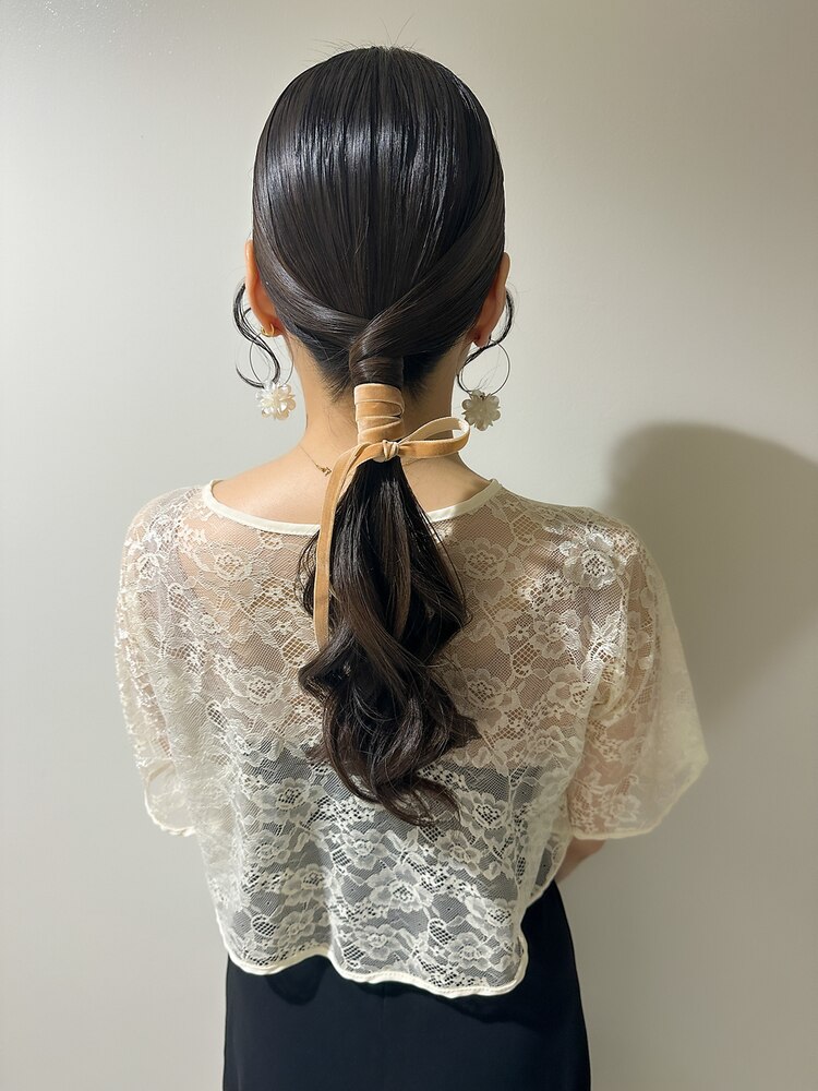 ビューティー ポニーアレンジスティック ヘアスタイル （ブイッネット 