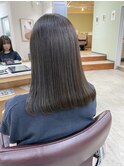 ミディアム×オリーブグレージュ×艶髪