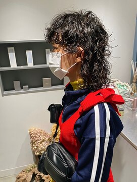 エイゾー 銀座(EIZO) くるくるパーマ/ウルフパーマ/ウルフヘア