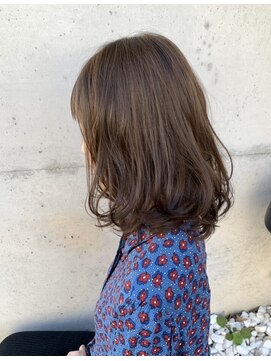 プラスワン 自由が丘(+ONE) 【+ONE 自由が丘】マロンベージュミディ