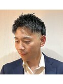 ビジネスに◎清潔感と男らしさを兼ね備えたフェードカット