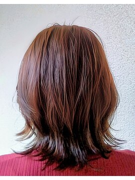 アウルヘアー(owl hair) 外ハネウルフ