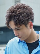 レタッチ バイ フィフス 天神大名(RETOUCH by fifth)&nbsp;天神スパイキーショートツイストスパイラルパーマビジネスヘア