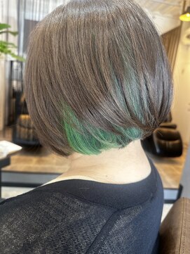 ロンド(Le Rond) オリーブグレー/ヘーゼルグレージュ/インナーカラー/ボブ