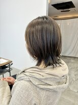 テラス トヨタ(Telasu Toyota)&nbsp;軽めウルフレイヤーカットをオイルでサラッとセット