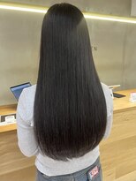 ローレン(LOREN)&nbsp;イメチェン/ホワイトブロンド/外ハネボブ/ワイドバング/栄/久屋