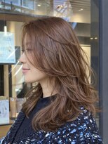 イワイナゴヤ(i i -IWAI NAGOYA-)&nbsp;レイヤーカット×ベージュブラウン【金子】