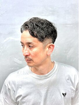 サームマン 人形町(SARM MAN) ウェットセンターパート×大人ウェーブパーマ