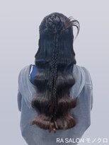 アールエーサロンモノクロ 秋葉原(RA SALON モノクロ) 【推し活ヘアメ】カチモリハーフお団子