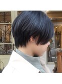レザーで切るハンサムショート