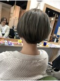 カーキグレージュ