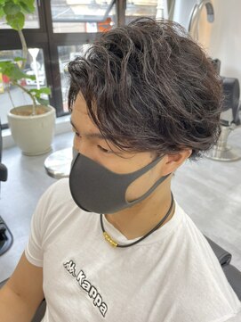 ショット 高槻(SHOT) かき上げアップバングスタイル　担当澤崎