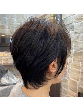 ホワイトボックス 我孫子店 大人女子束感ショート