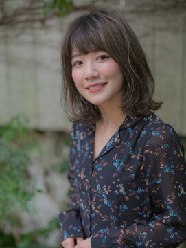 アミ 札幌(amie) フェミニンロブ[札幌,札幌駅,札幌駅前,札幌,札幌,札幌,札幌]