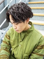 ウェイビーエフティフィフス 横浜西口(WAVEY ft.fifth)&nbsp;波巻きスパイラルツイストスパイラルパーマ刈り上げマッシュ