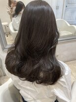 ザックラフィネ(ZACC raffine)&nbsp;オリーブグレージュ/グレージュカラー/たぷんと毛先重めカット