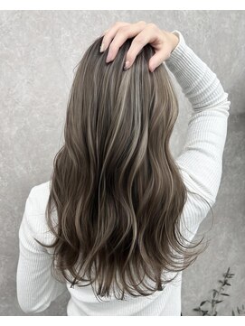 アルドーレフィエロ シンサイバシ(Ardore fiero shinsaibashi) コントラスト極ハイライト