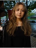 海外風黄み残したハニーブロンド