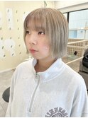 ボブ×ベージュカラー