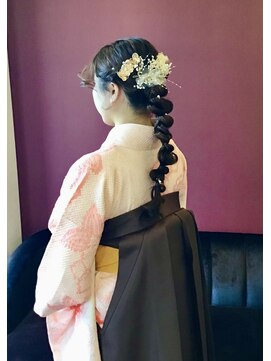 ブルーム ヘア デザイン(bloom hair design) 卒業式袴編み下ろし