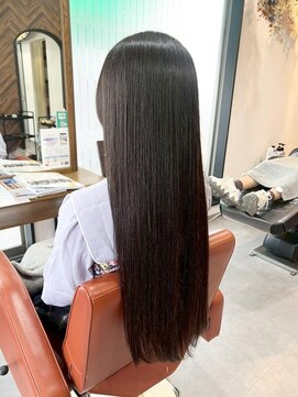 ヘアーデザイン ピニック(hair design P2C) トリートメントで素髪美人へ