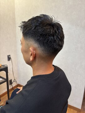 ケイブ(CAVE) スキンフェード×ピンパーマ