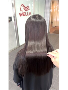 エマノン(EMANON) 福岡天神 巻ける縮毛矯正 髪質改善 酸性ストレート