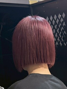 ヲタク(wotaku.) ボルドーカラーワインレッド暖色カラーダブルカラーブリーチボブ