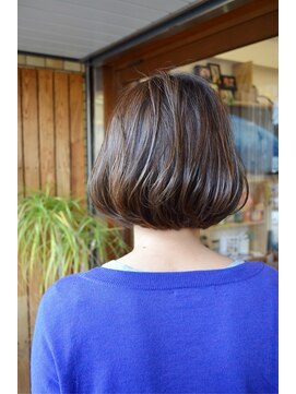バグース 平塚(BAGUS) ふんわりレトロボブ@20代/30代/40代/50代/60代