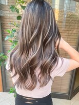 ヨロ 小岩(YOLO) ハイライトカラーミルクティーベージュケアブリーチダブルカラー