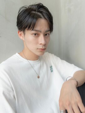 ケアリー 練馬(Carelly) ツイストパーマ七三オールバックマッシュウルフスリークショート