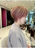earthショートレイヤーボブミルクティー丸みショートボブ