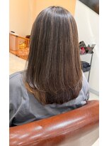 アルファ(Hair Salon alpha)&nbsp;【大人可愛い】ハイライト×イヤリングカラー　smoky beige
