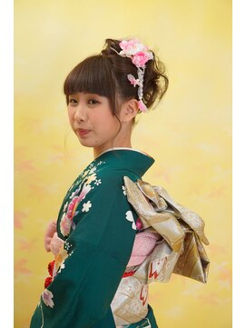 トータルビューティーサロンカワニシ まとめ髪と着付け