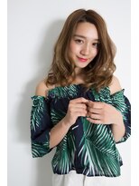 ソーホー ニューヨーク シズオカ(SOHO newyork SHIZUOKA) 大きめ無造作ウェーブの大人かわいいフェミニンミディ