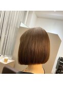 ボブ×イルミナカラー×ぱつっとボブ×重めボブ×縮毛矯正