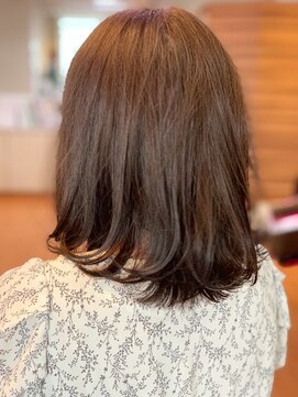 アークスヘアー ピンクべージュ大人かわいいデザインカラー♪透明感