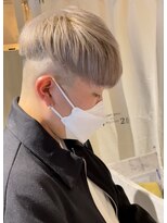 オンザ(ONTHE)&nbsp;マッシュショート　ホワイトブロンド