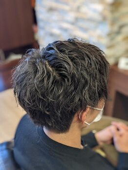 ブリリアントヘアー(brilliant hair)の写真/『仕事も遊びもデキる男』は決めすぎず、固すぎず、トレンドをプラスしてオン/オフ２wayスタイルを叶える！