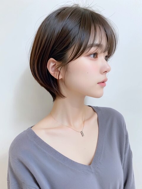 大人ヘアスタイル 黒髪くびレイヤーひし形ショートボブ 春カラー