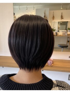 エム(emu) 髪質改善30代40代50代/似合わせ大人可愛い叶えます/ショート