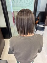 アイズ 本厚木(AIZU)&nbsp;白髪ぼかしハイライト ミルクティーベージュ