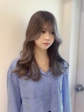 サロンモゴオオツカ(SALON MOGO OTSUKA) 《 アッシュグレージュカラー 》