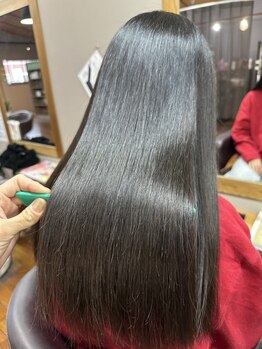 ジョリ フィーユ(jolie fille)の写真/高品質の薬剤と高い技術で美しいストレートヘアを叶えます！髪質に合わせて段階別に"髪質改善"を実現☆