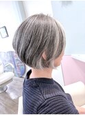 ショートボブ