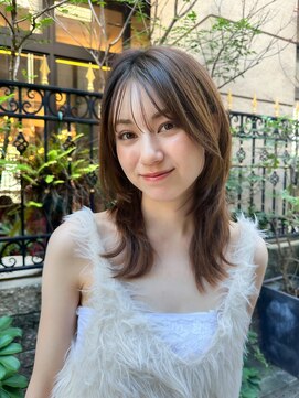 エイチバイシオミエイチ 神戸三宮(H by shiomi H) レイヤーカット/ブリーチなしカラー/透明感カラー